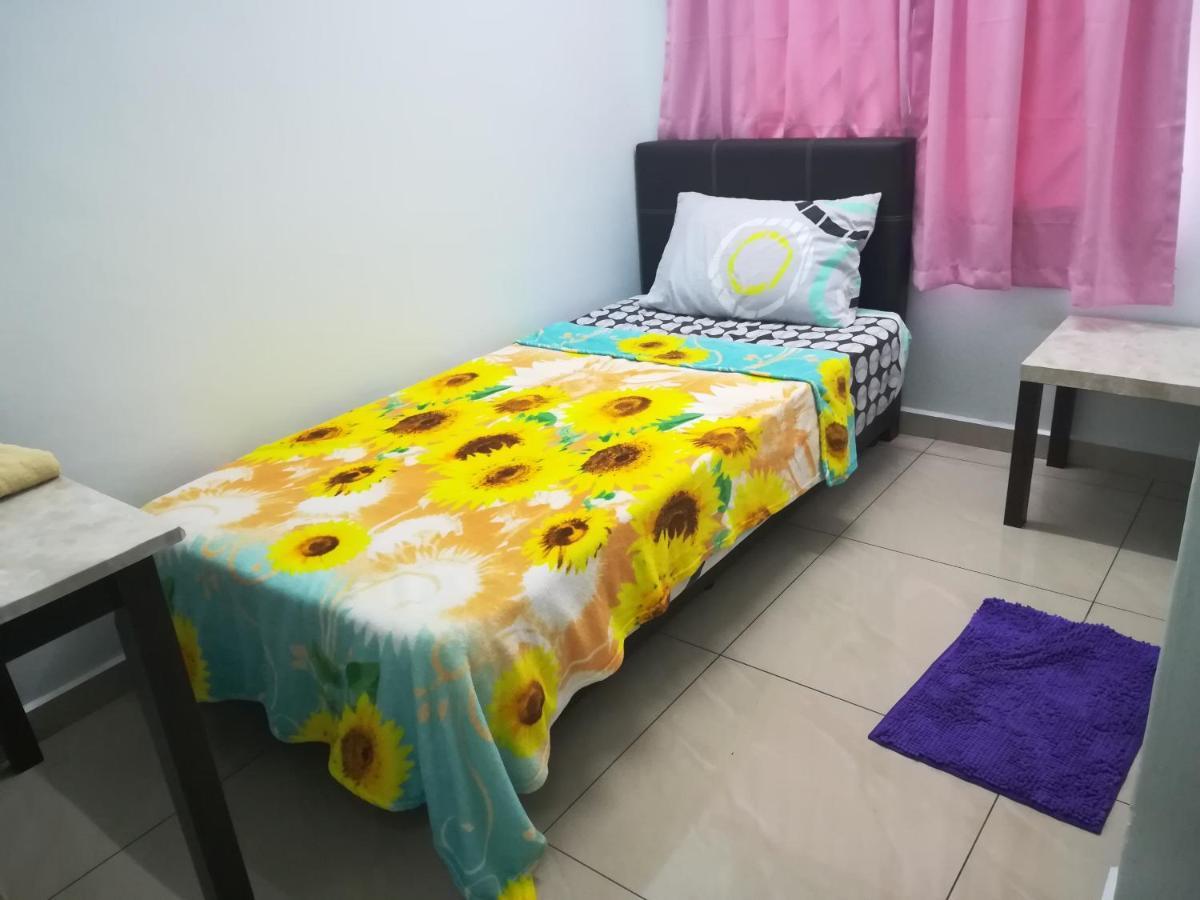 30 Guest House Malacca Ngoại thất bức ảnh